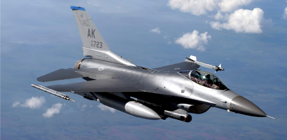 F-16 Fighting Falcon fighter jet in flight